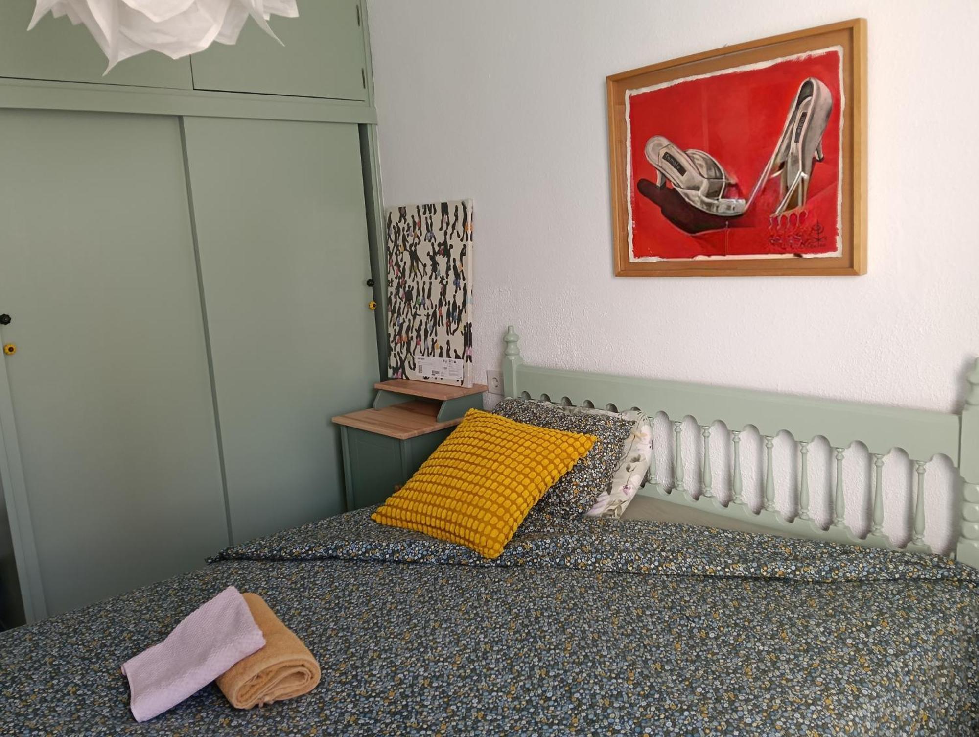 Coty'S Beach, Habitaciones En Casa Compartida 베날마데나코스타 객실 사진